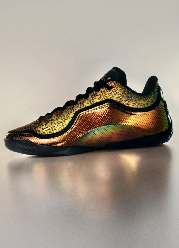 球鞋记者：耐克发布詹23新配色 用于纪念老詹成总得分破4万首人